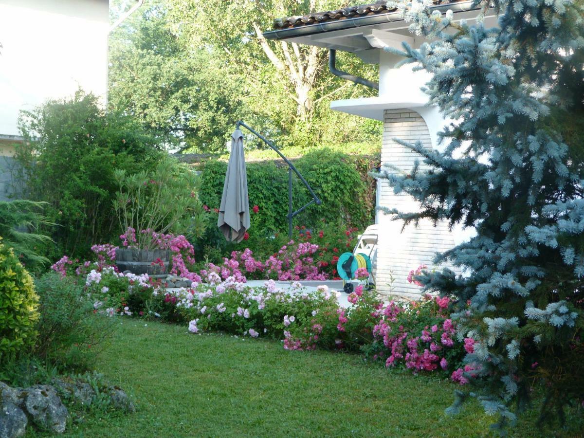 Maison Marysa Merignac  Luaran gambar